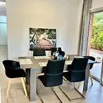 Pafia Crown-jewel 2b, Pool, Prime Location, Apartment *