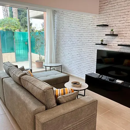 Pafia Crown-jewel 2b, Pool, Prime Location, Apartment Paphos