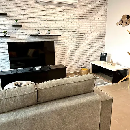 Pafia Crown-jewel 2b, Pool, Prime Location, * Paphos