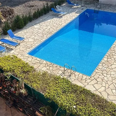 Apartament Pafia Crown-jewel 2b, Pool, Prime Location,